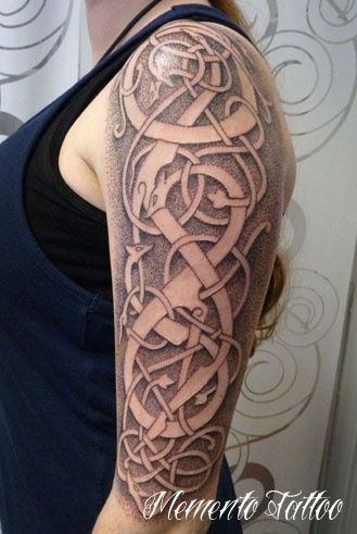 tatouage tribal viking