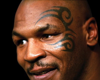 tatouage tribal visage