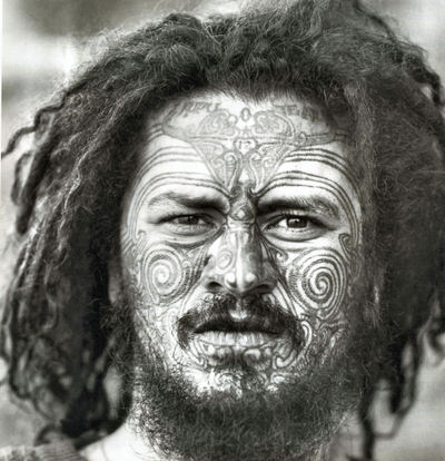 tatouage tribal yanomamis