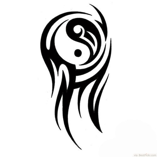 Tatouage tribal yin yang