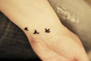 Tatouage trois hirondelles