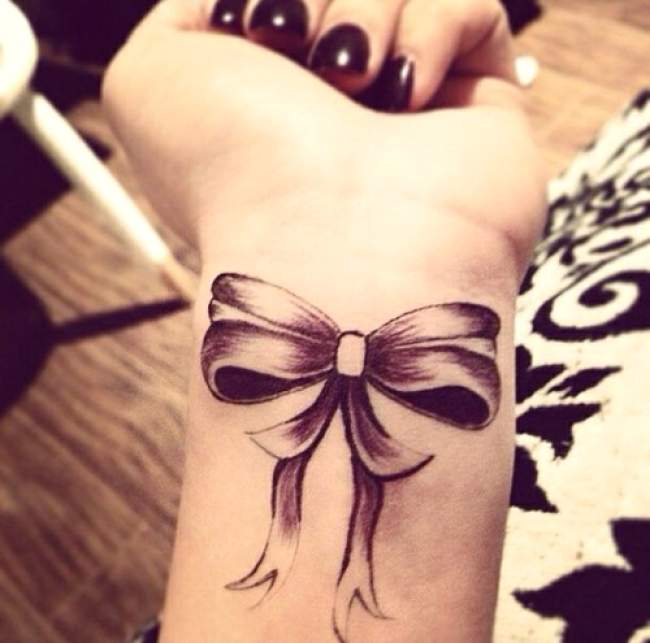 tatouage un noeud