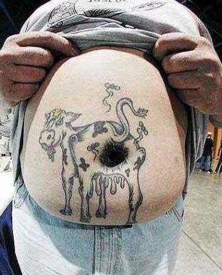 tatouage vache ventre
