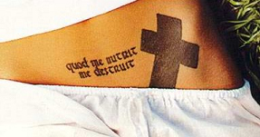 tatouage ventre angelina jolie