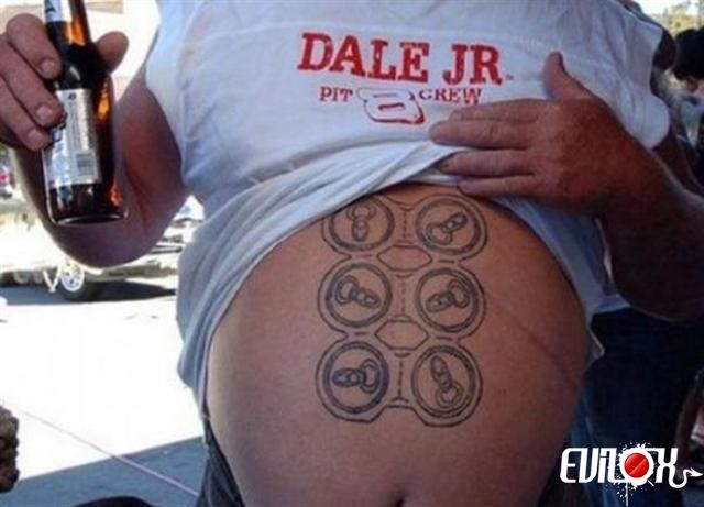 tatouage ventre chat