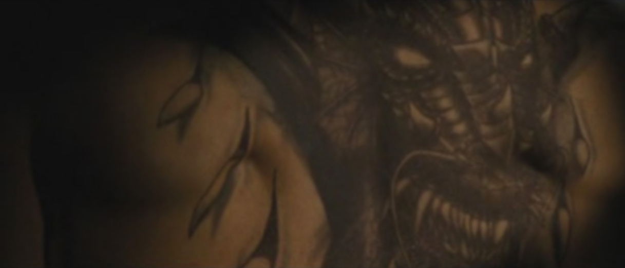 tatouage ventre millenium