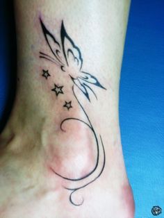 tatouages chevilles papillons