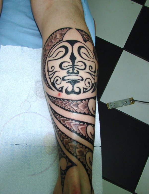 tatouages mollets homme
