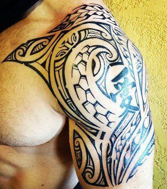 tatouages polynésiens hommes