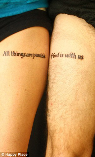 tattoo cuisse phrase