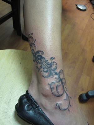 tattoo mollet femme