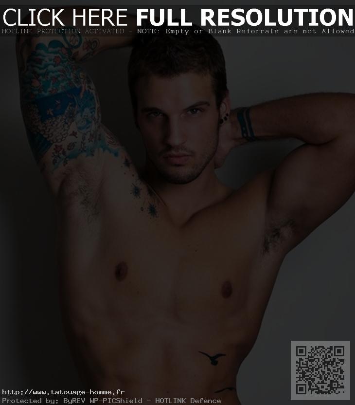 tattoo oiseau homme
