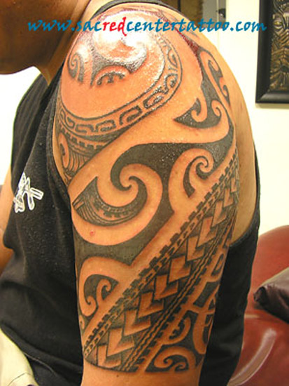 tattoo polynésiens bras
