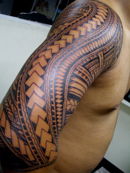 tattoo polynésiens bras